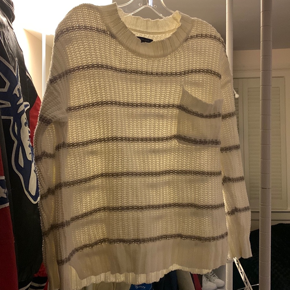 NWOT american eagle sweater